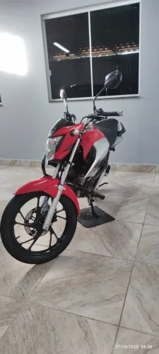 TITAN 160 2023 (ÚNICO DONO E COM TODAS REVISÕES FEITO NA HONDA)