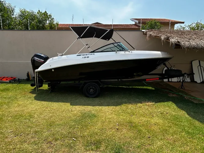 Lancha mestra 19.8 ano 2020