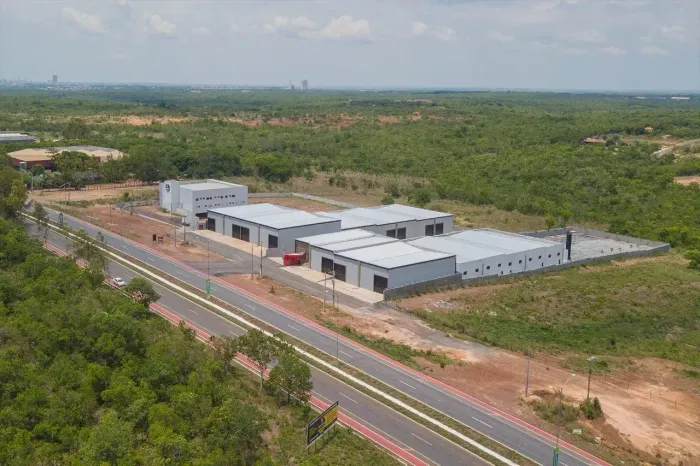 BARRACÃO / GALPÃO / ARMAZÉM / DEPÓSITO / ALUGAMOS PREDIO INTEIRO OU INDIVIDUAL, ROD EMANUE