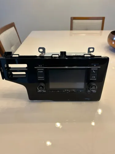 Radio CD Honda Fit 2014/2015 com moldura