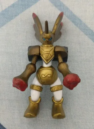Digimon Rapidimon dourado