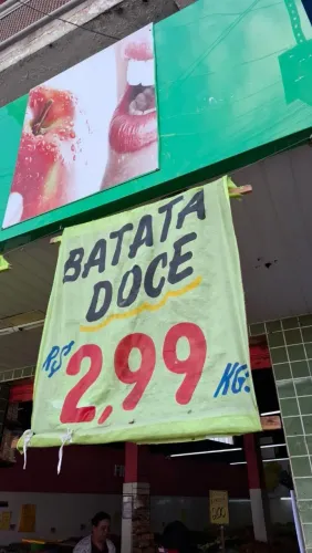 Faixas e placas e instalação 