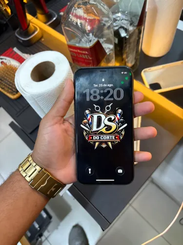iPhone 11 nunca foi aberto todo novo direto a troca