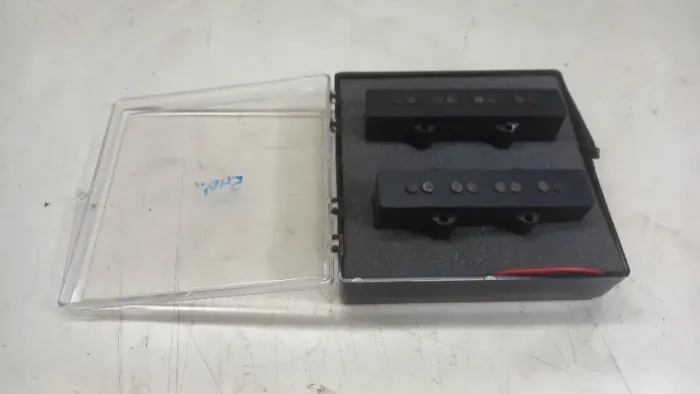 Par de Captadores para Jazz Bass 4 cordas