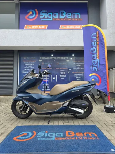 PCX / HONDA 2024