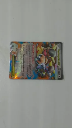 2 cartas raras Charmander e mega Kangaskhan EX