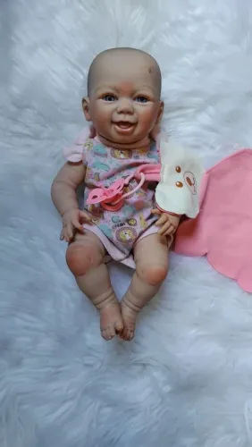 Boneca recém nascido menina
