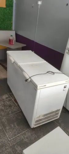 Freezer e bancada