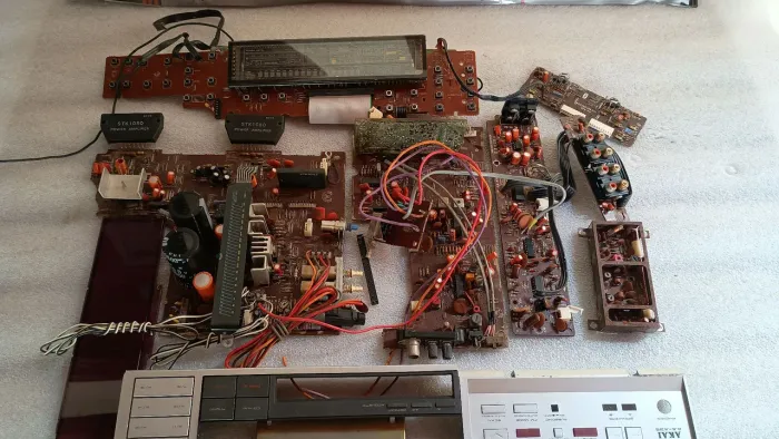 Peças receiver Akai AA A-35