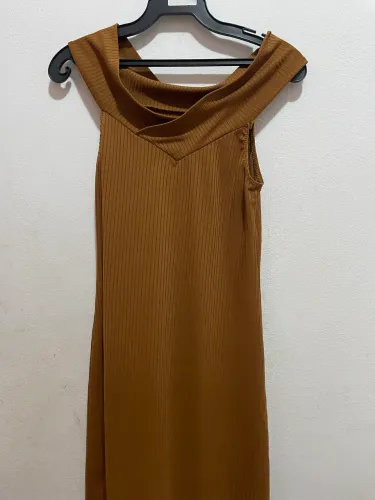 Vestido de ombro a ombro