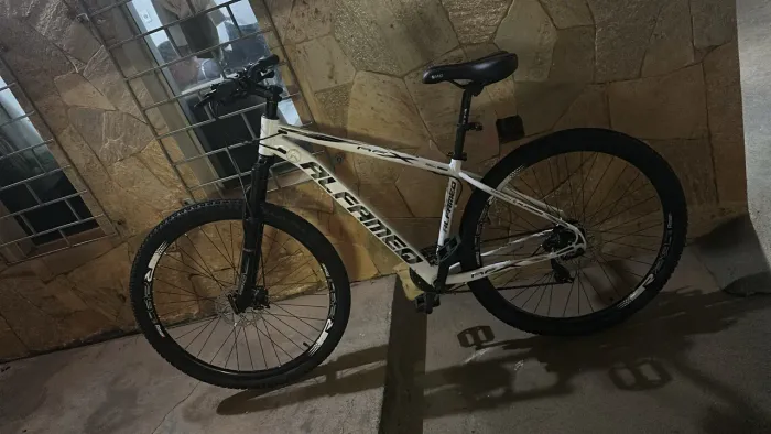 Bicicleta Aro 29 Gts Pro M5 Track 21 Marchas Câmbio Indexado Cor Branco Quadro 21