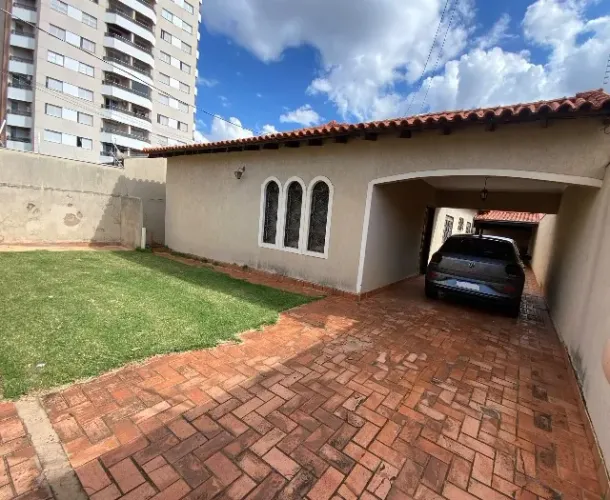 Casa a venda - Região central