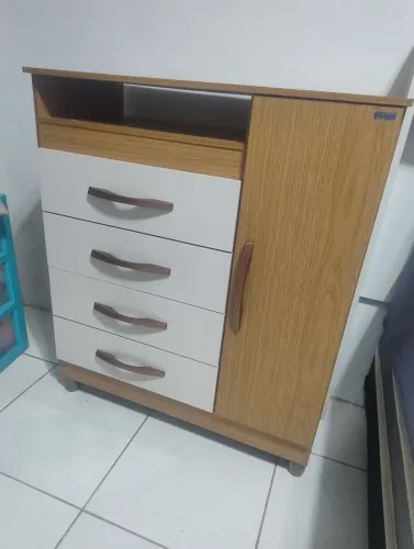 Cômoda a venda