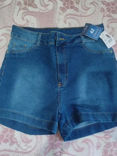 Short jeans feminino