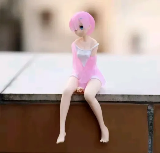 Boneca estatueta Re Zero em pvc