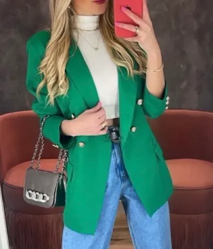 Blazer alfaiataria modelo Balmain 