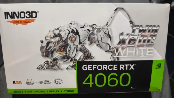 RTX 4060 8GB Branca