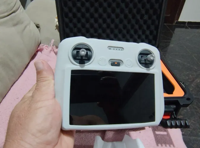 Controle DJI RC com tela 
