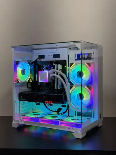 Pc gamer Ryzen 7 5700 + RX 7600 