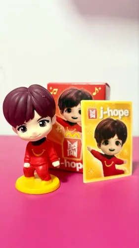 TinyTan - J-hope - Boneco do BTS