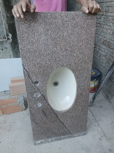 Pia de banheiro de granito