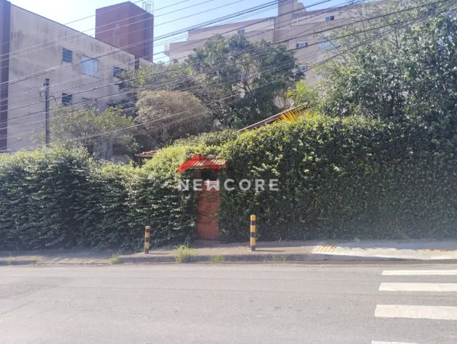 Lote em Rua Vitório Veneto - Vila Nossa Senhora das Vitórias - Mauá/SP