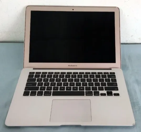 MacBook Air - Mid 2013 - Modelo A1466