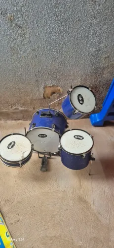 Bateria infantil