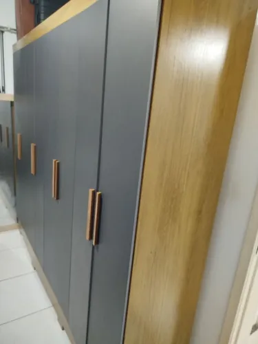 Guarda roupa 8 portas pra vender