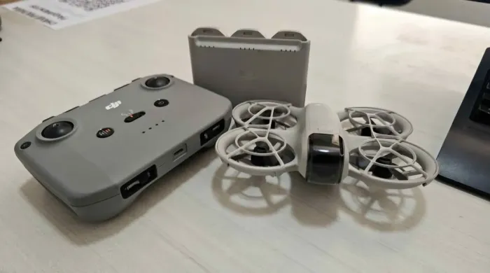 Drone Dji Neo Fly More Combo Cor Cinza
