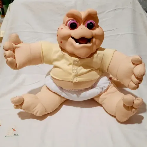 Boneco 50cm Babysauro Familia Dinossauro Ñ É A Mamãe
