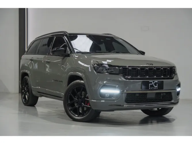 Jeep Commander Black Hurricane 2.0 4X4 TB AUT 2025