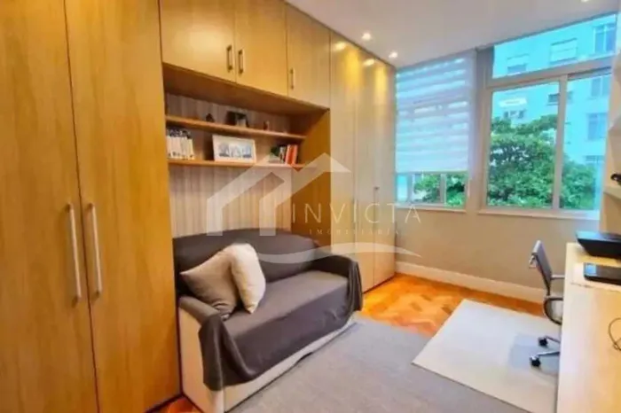EXCELENTE APARTAMENTO DE 3 QUARTOS COM VAGA EM IPANEMA!
