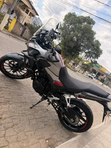 Moto CB500x