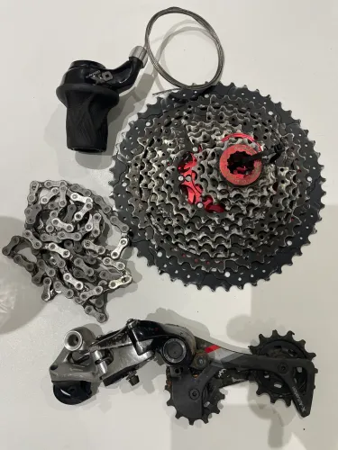 Lote de peças bicicleta 11v