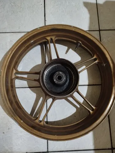 Aro traseiro da cb300