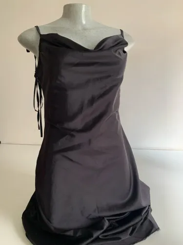 Vestido cetim