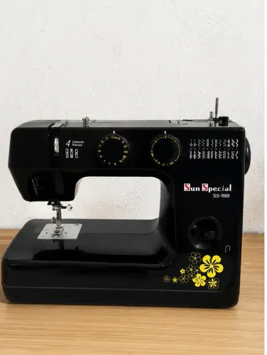    Máquina de Costura Sun Special SS-988 24 Pontos Semi Nova