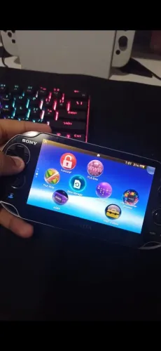 Sony Psvita desbloqueado + Caixa e acessórios originais