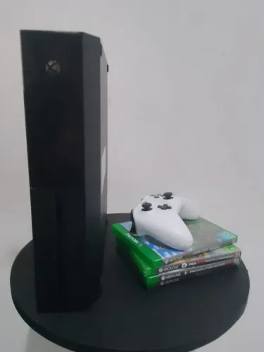 Xbox One Fat |Acompanha Red Dead Redeption e Gamepass