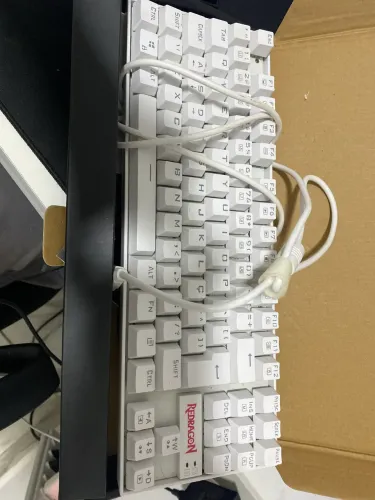Vendo 2 teclados gamer