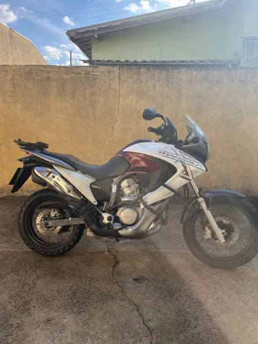 Honda Transalp 700