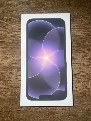 IPHONE 17e 256GB