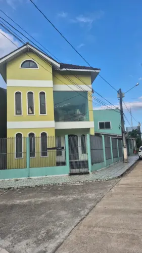 3M VENDE - Bela Casa Triplex no Condomínio Jardim Portugal - Parque Guajará - Belém/PA