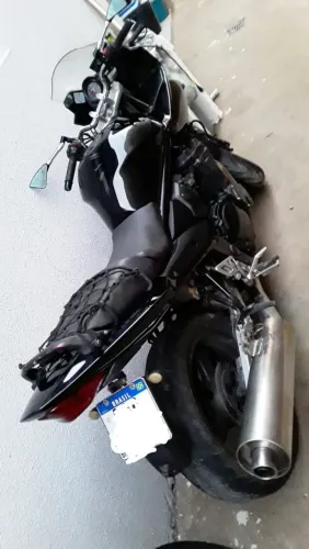 Bandit 650s moto de garagem pouco rodada!
