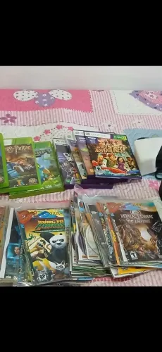 Vídeo game,  com jogos originais 