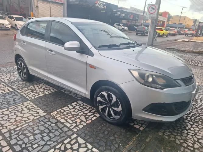 Chery Celer Hatch 1.5 16V Flex 5P 2015