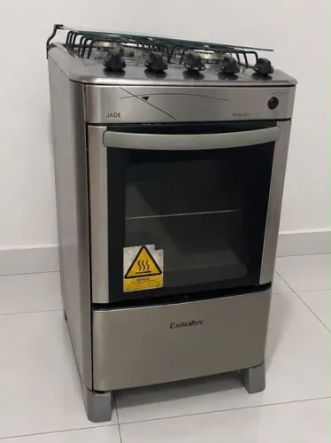 Fogão Esmaltec 4 Bocas com Forno - 1 Ano de Uso