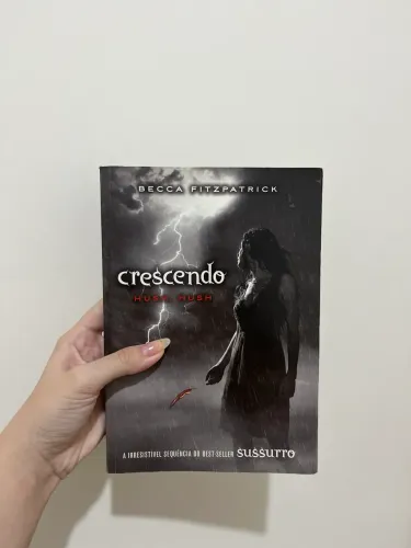 Crescendo ? Becca Fitzpatrick