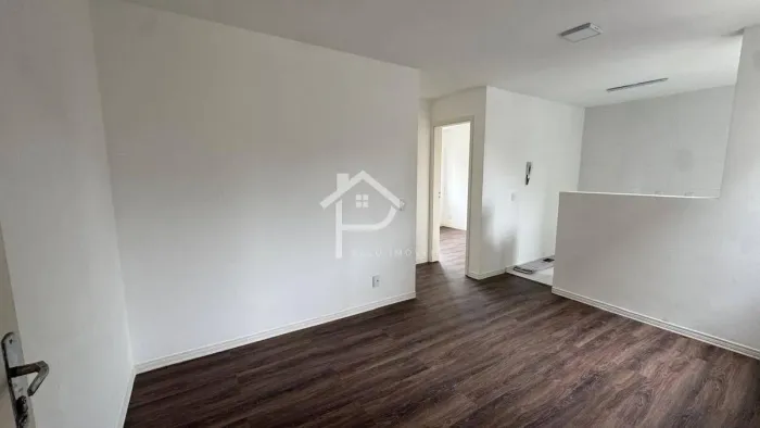 Apartamento 2 quartos com vaga Residencial Califórnia, Campo Largo